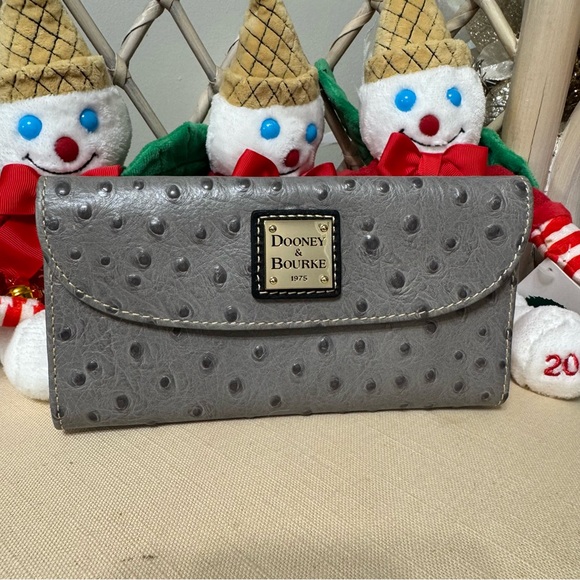 Dooney & Bourke Ostrich Print Charcoal Textured Wallet - Picture 2 of 4
